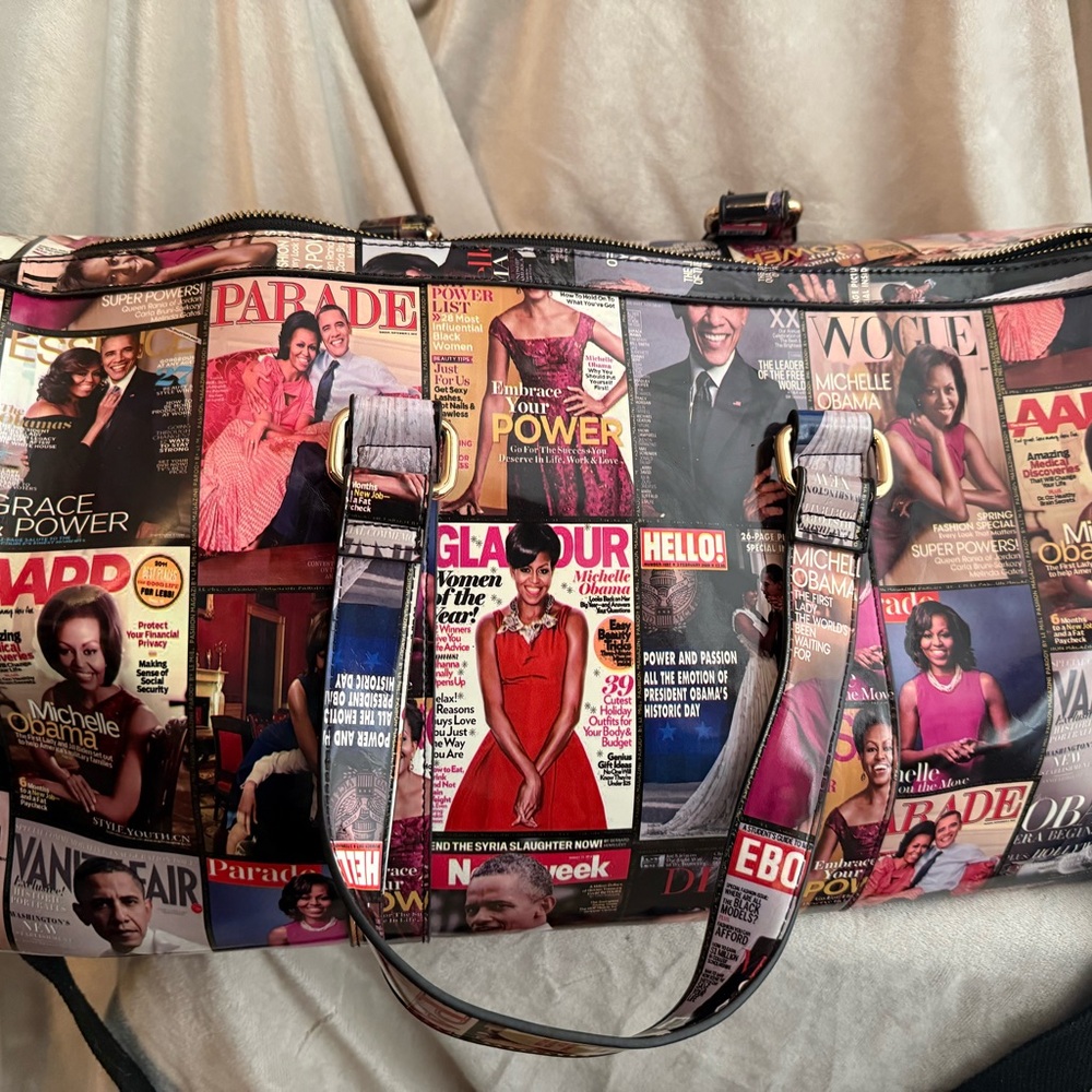 Michelle Obama Colorful Magazine Print Women's Bag